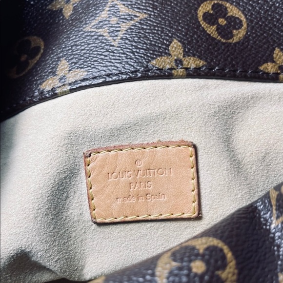 Louis Vuitton Artsy MM - Picture 4 of 12